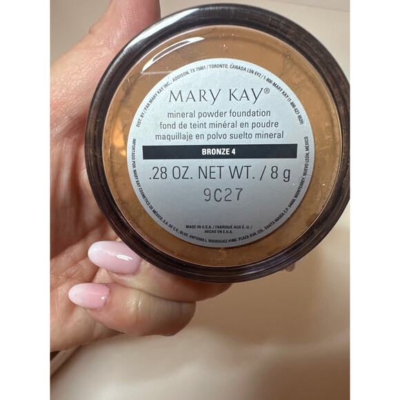 New MARY KAY‎ Mineral Powder Foundation- Bromze NIB .28 oz - Picture 3 of 6